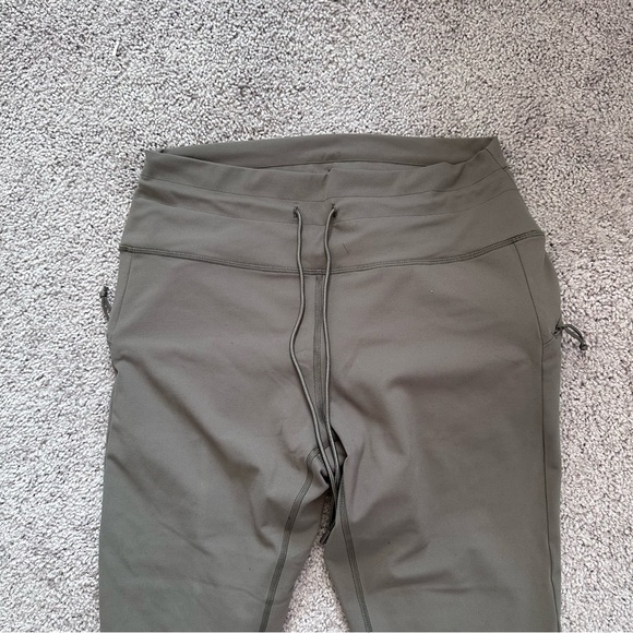 Avalanche Leggings - Picture 2 of 7